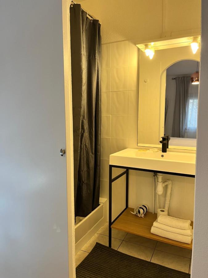 Les Enfants Terribles Hotell Villeneuve-lès-Béziers Eksteriør bilde
