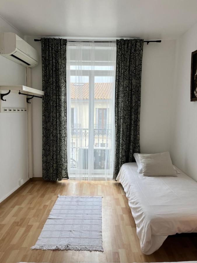 Les Enfants Terribles Hotell Villeneuve-lès-Béziers Eksteriør bilde